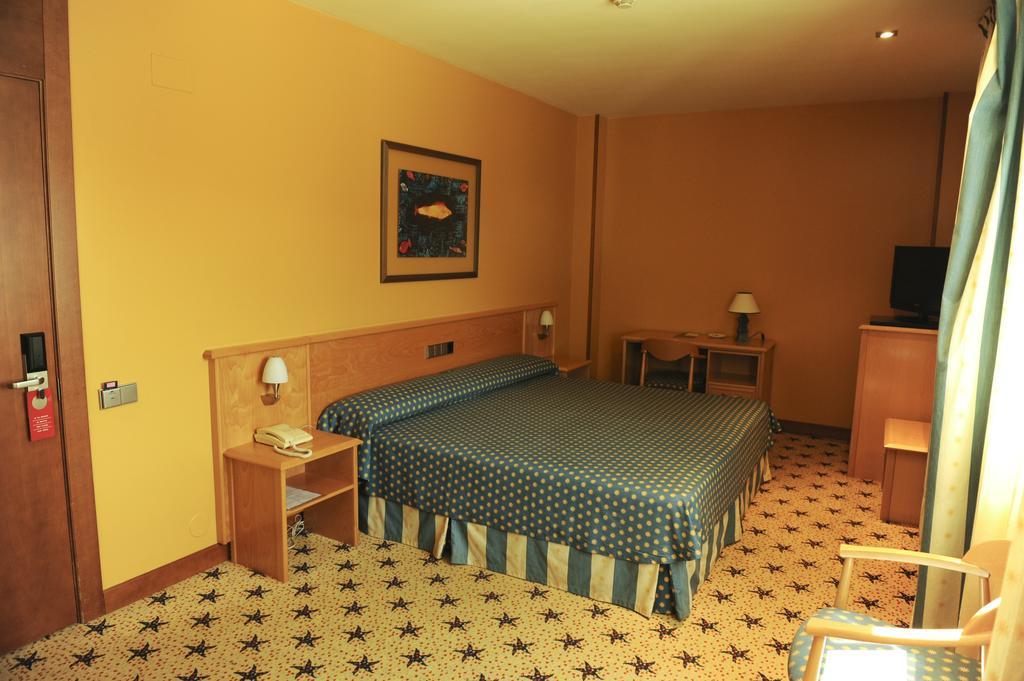 Hotel Estrella Norte Isla Plana الغرفة الصورة